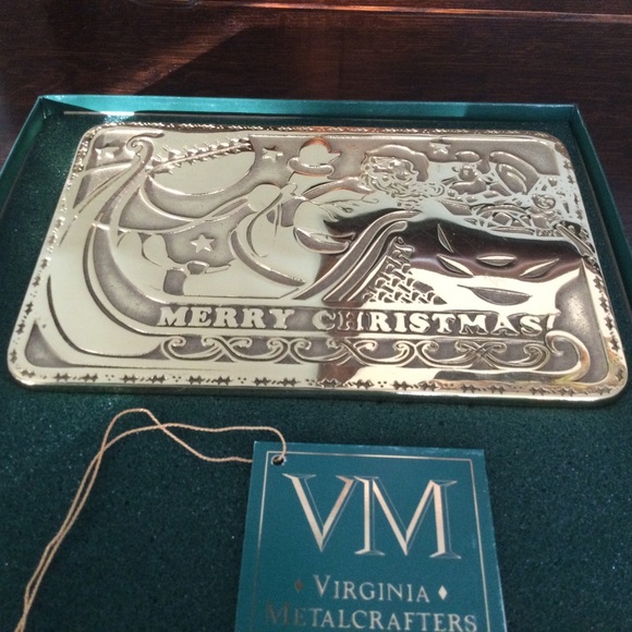 Brass Merry Christmas Trivet by Virginia Metalcrafters - Picture 3 of 7
